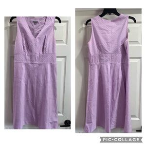 Ann Taylor sleeveless dress is a size 10.